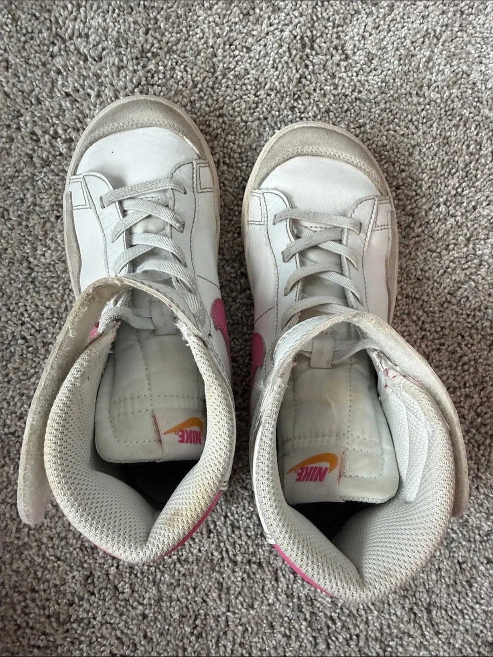 Nike Kids Blazer High-Top Sneakers in White and Pink size 1.5Y